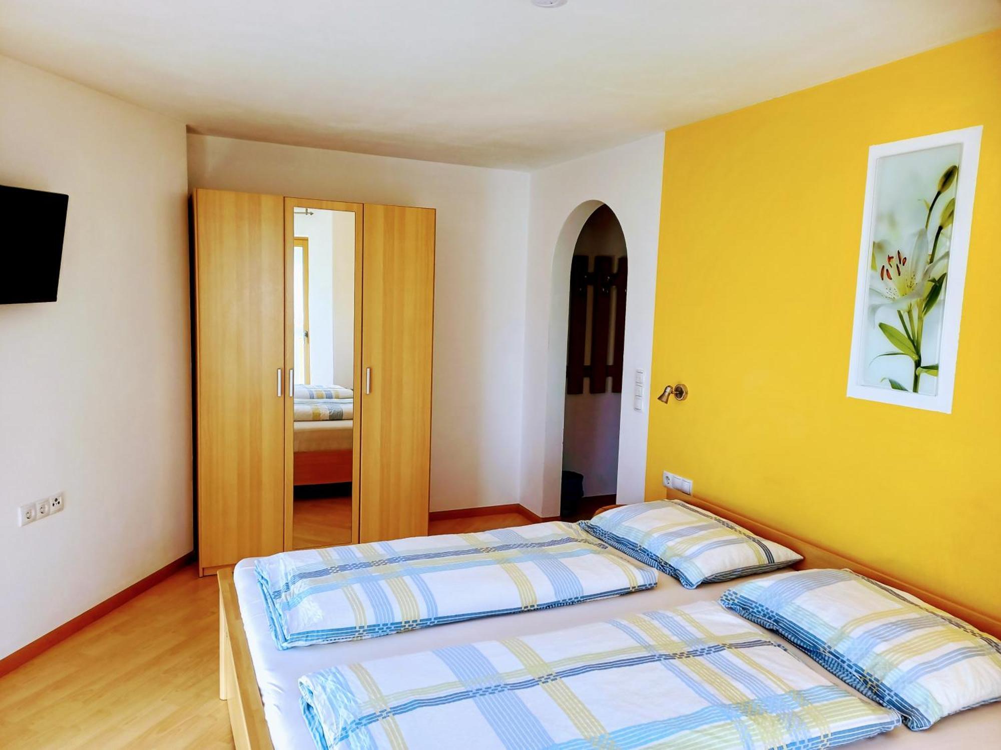 Agriturismo Ferienhof Gschloier (Adults Only) Laion Rum bild